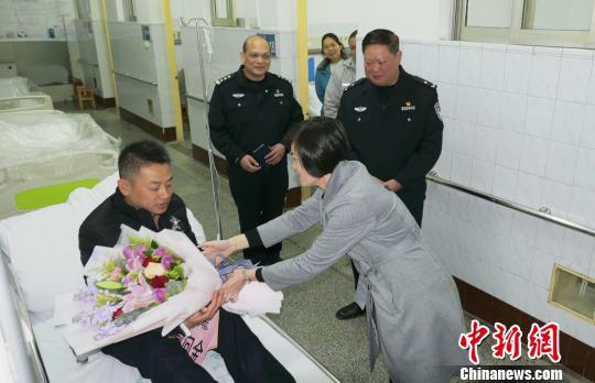广西暴力事件最新图片，小巷深处的风情与隐秘危机